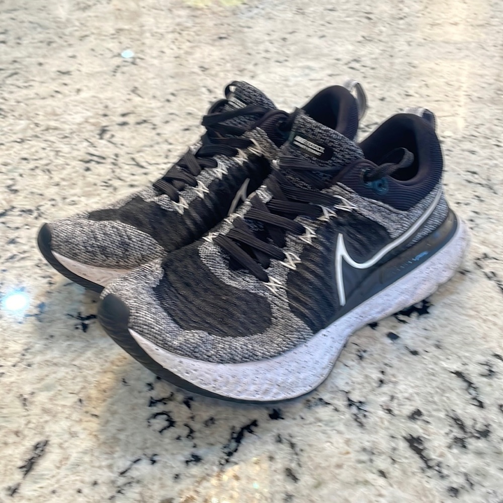 Nike React Infinity Flyknit Men’s running shoes size 9